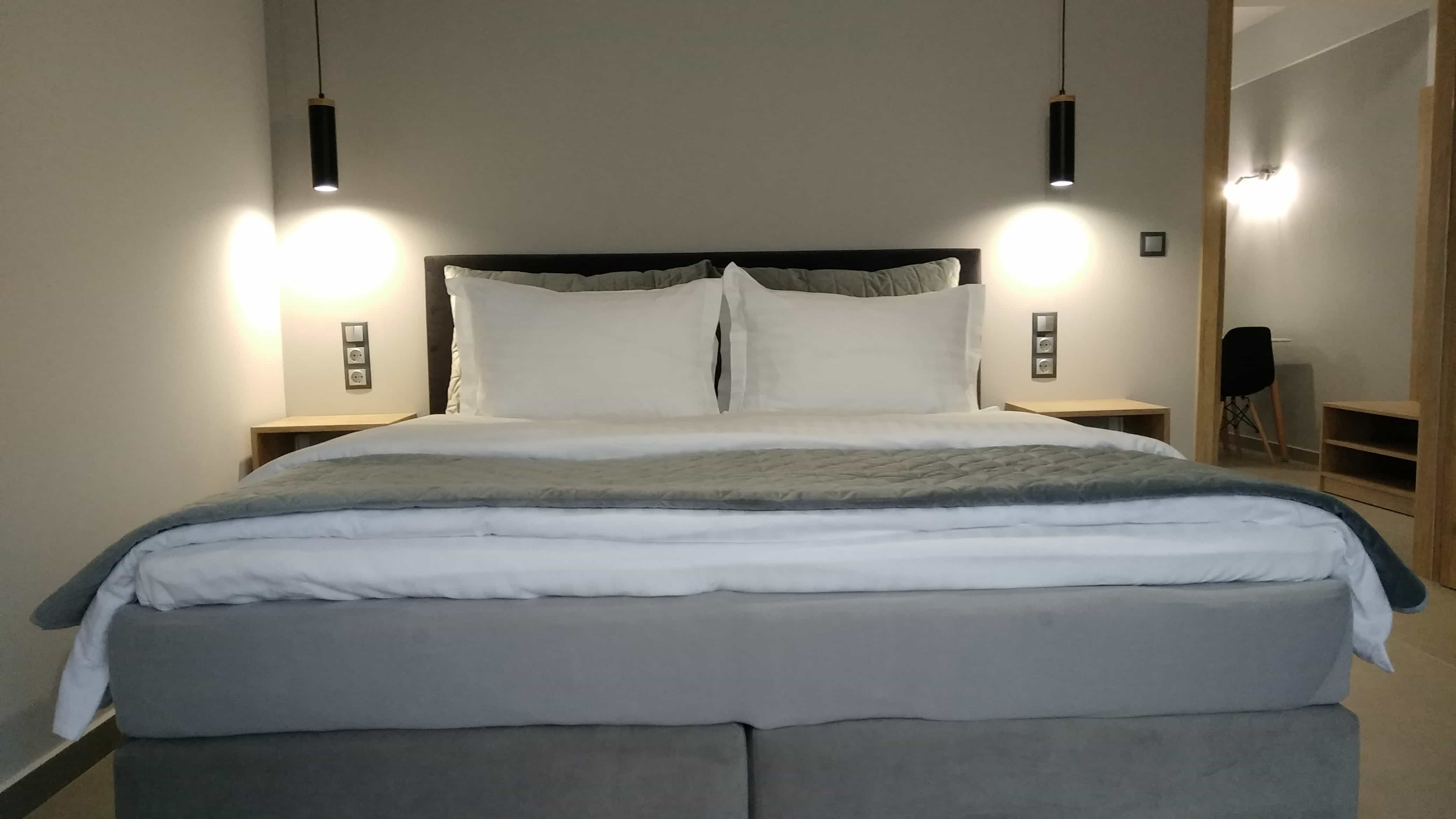 Apartment bedroom image